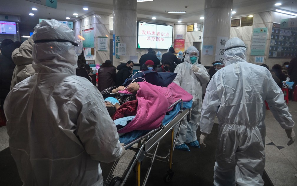 Mortes por novo coronavírus passam de 2 mil na China