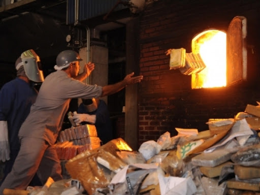 Mais de 15t de maconha são incineradas em Dourados 