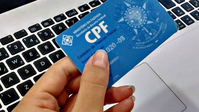 Receita regulariza 13,6 mi de CPFs para acesso a auxílio emergencial