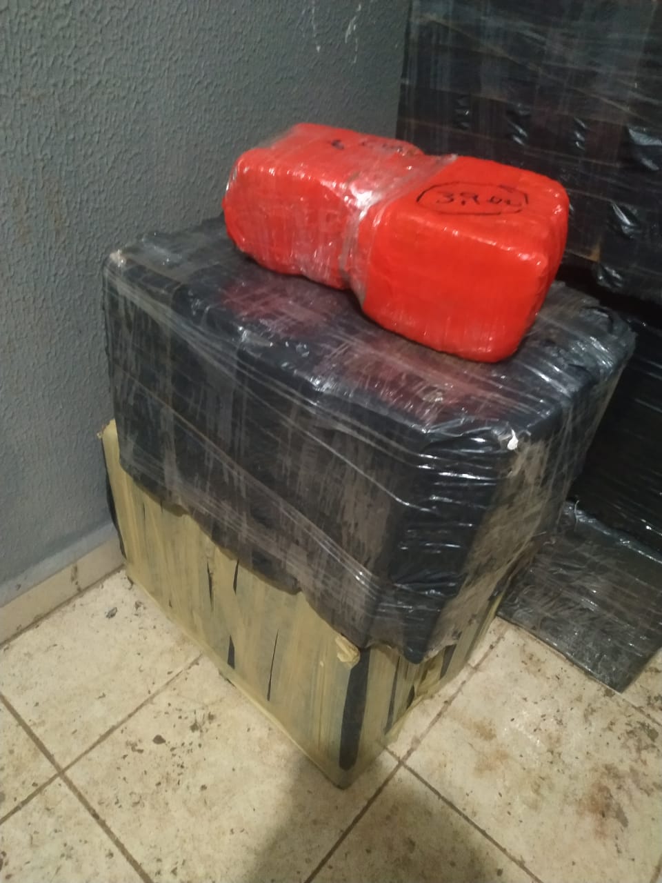 Polícia Militar apreende quase cem quilos de maconha em bicicletas