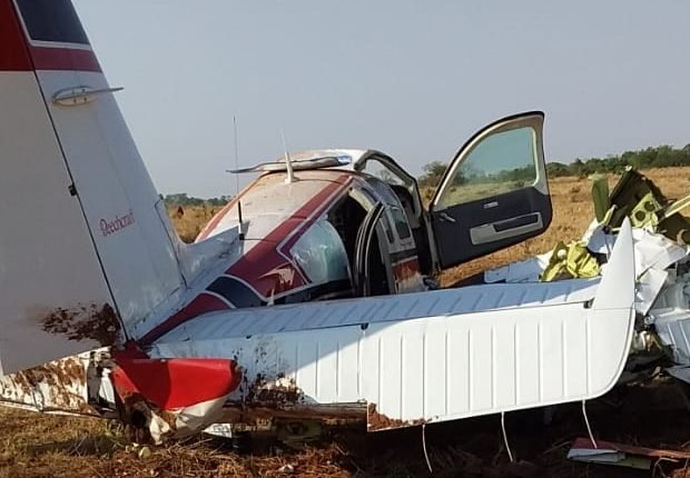 Em MS aeronave cai em uma fazenda 