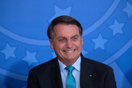 Bolsonaro deverá sancionar mudanças na CNH
