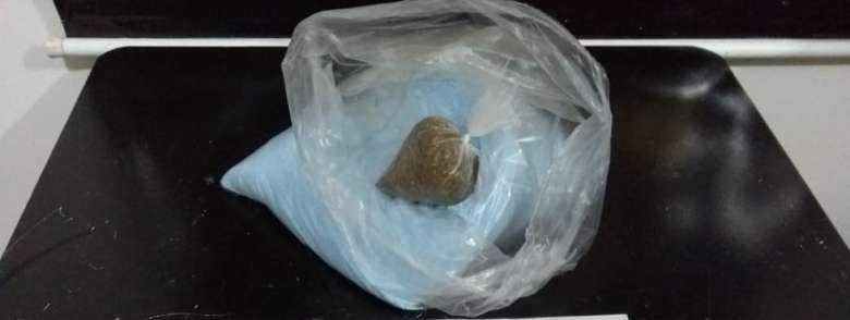 Maconha é encontrada dentro de caixa de sabão em pó