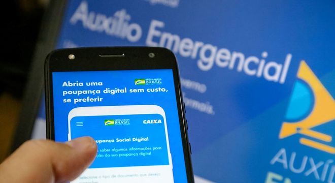 Candidatos milionários recebem o auxílio emergencial 