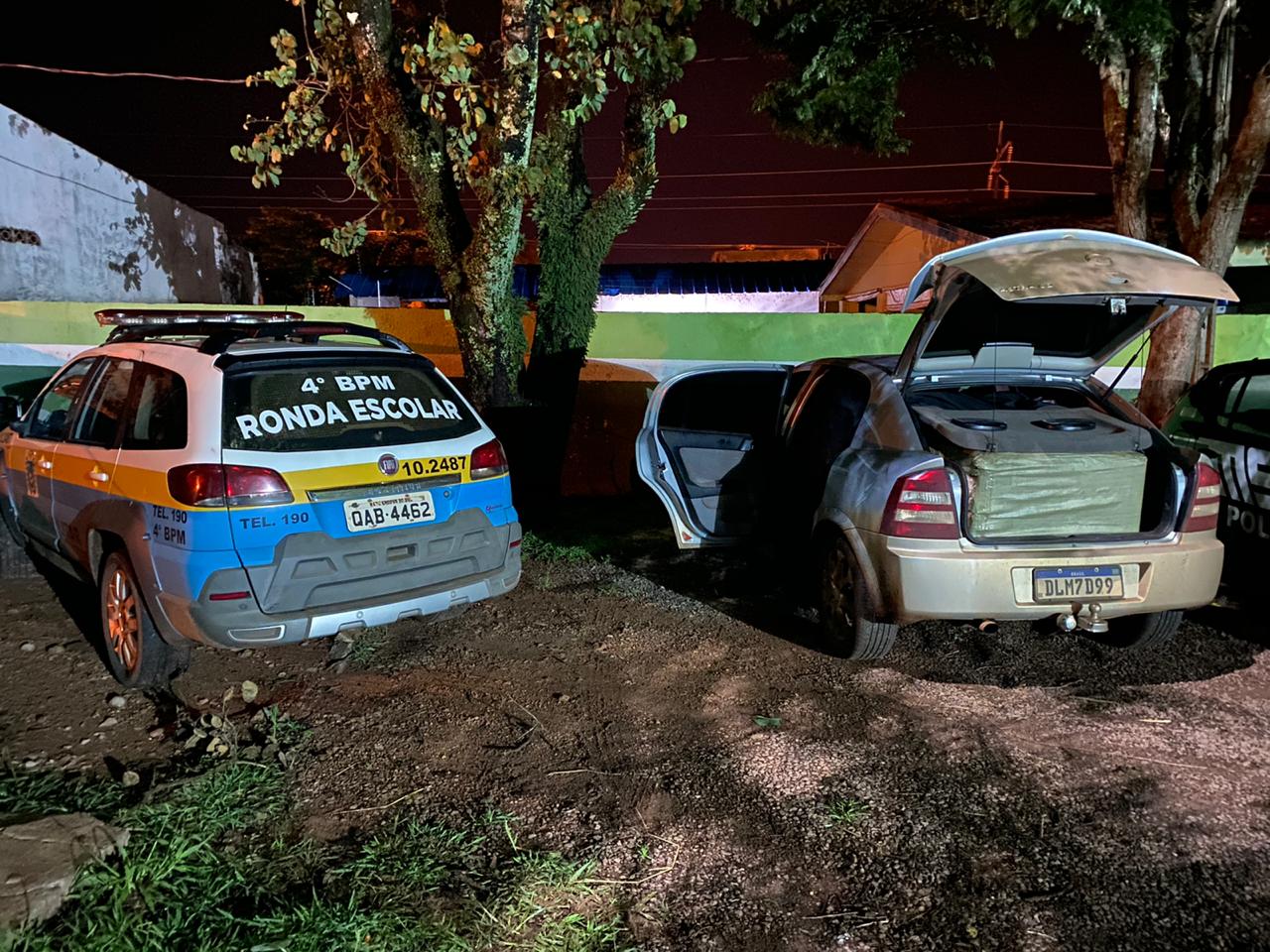 Polícia Militar apreende veículo com mercadorias ilegais