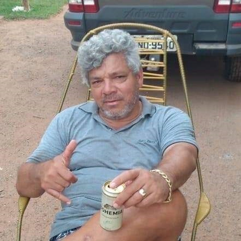 Durante uma briga o adolescente mata o pai 
