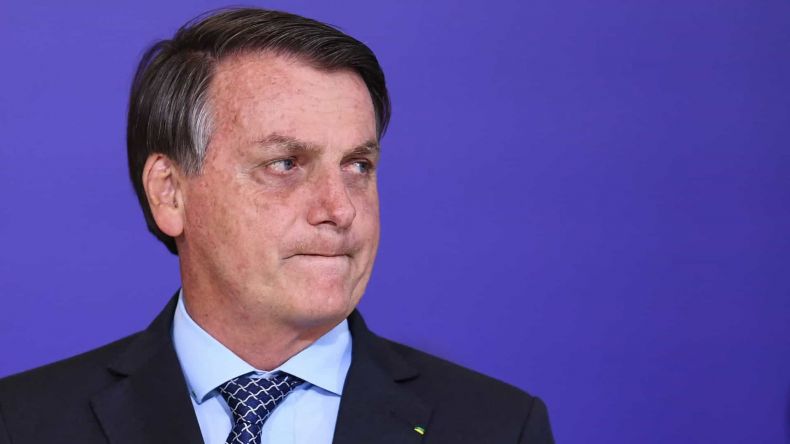 Bolsonaro faz pedido para que os governadores não fechem os comércios novamente 