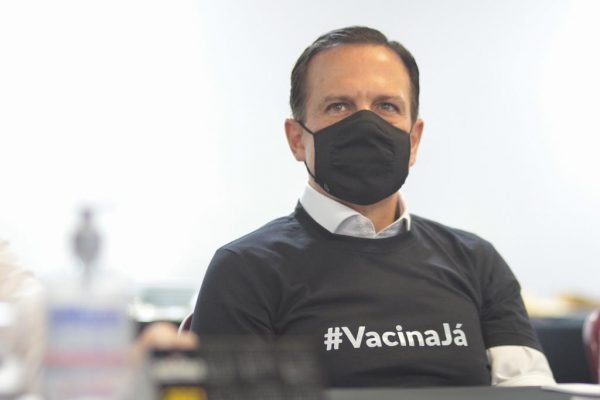 Em SP governo decide fechar comércios à noite e aos finais de semana