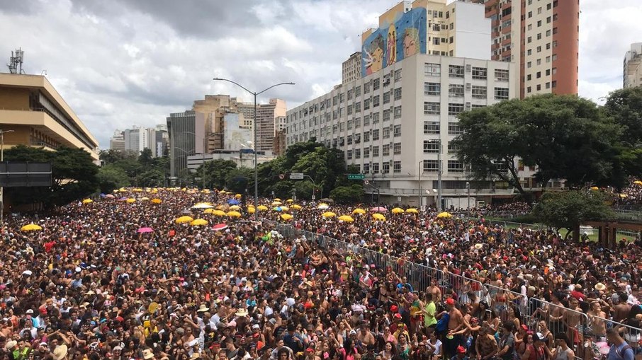 SP cancela nesta sexta feriado de carnaval 