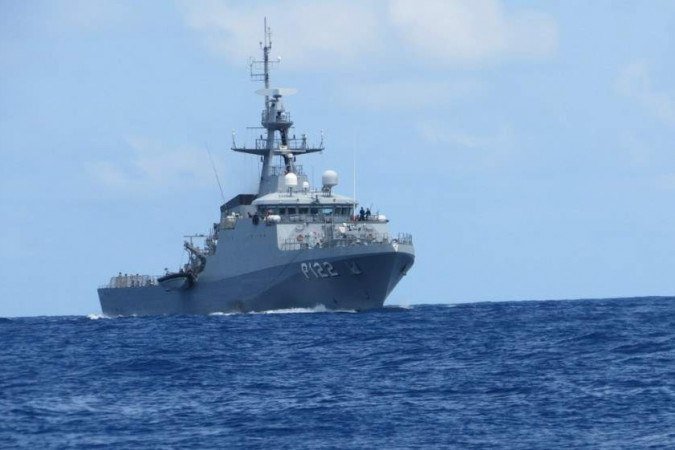 Na costa de Recife barco com droga é interceptado pela polícia 