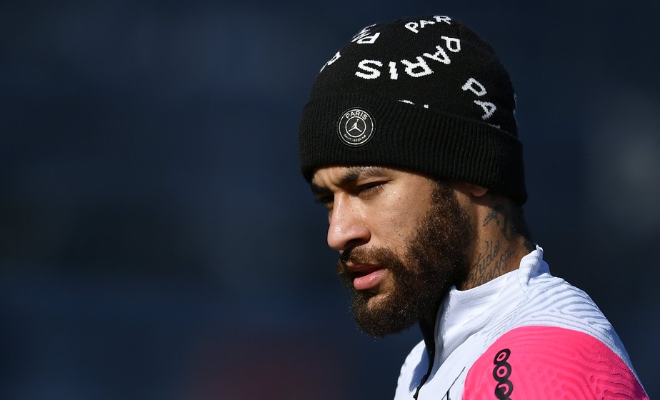Ainda em recuperação, Neymar não enfrenta o Barcelona