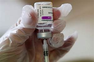 Uso da vacina AstraZeneca é suspenso em Portugal para pessoas com menos de 60 anos 