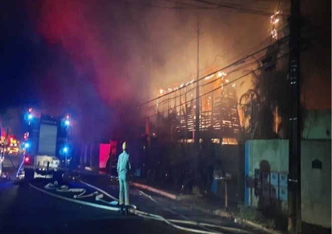 Incêndio destrói espaços de festas e eventos em Campo Grande 