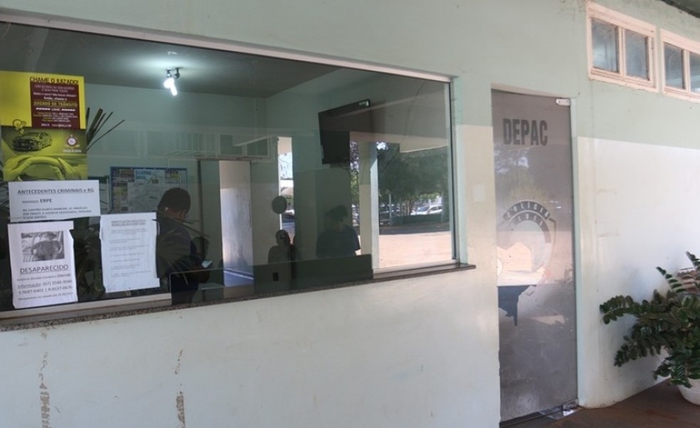 Rapaz é atingido com um tiro na perna em fazenda 