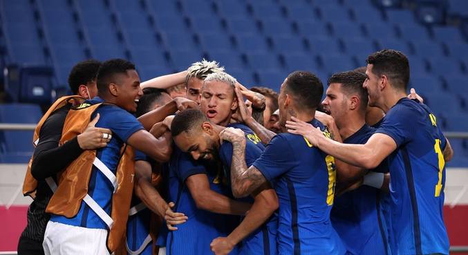 Brasil vence e vai às quartas em Tóquio