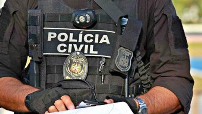 Viagem romântica e entrega de cocaína