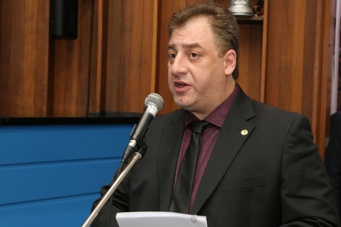 Razuk reforça ações de mandato, se destaca entre melhores deputados 