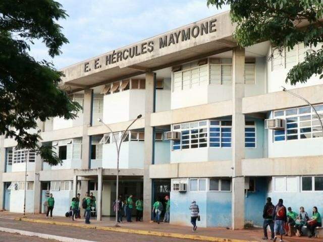 Aluno causa pavor e tensão ao entrar em escola com arma de fogo em Campo Grande