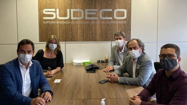 Prefeito busca recursos para continuidade de importantes obras na Capital