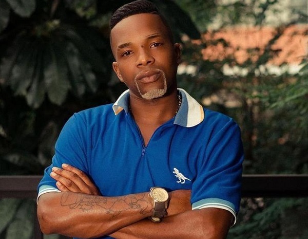 Trava na pose: Capital recebe MC Topre dono do hit do momento