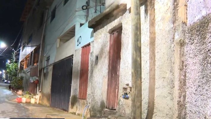 Polícia prende mulher suspeita de congelar feto em geladeira
