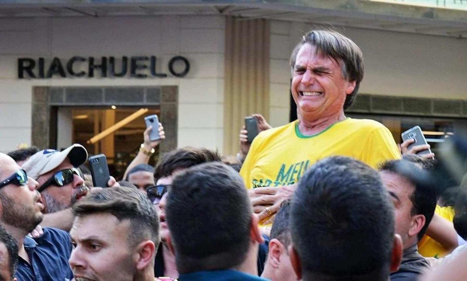 Delegado que investigou facada em Bolsonaro é mandado para os EUA
