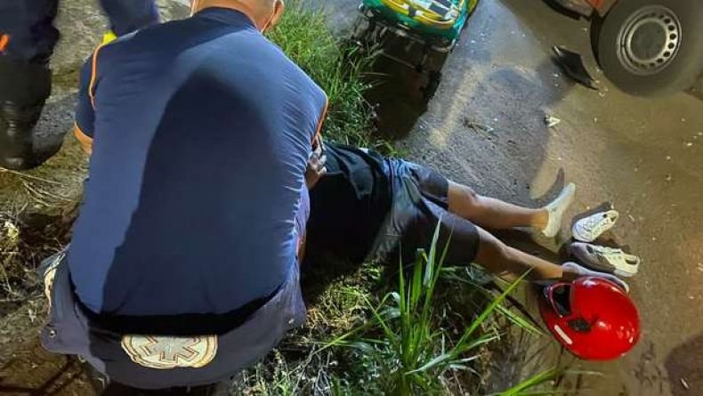 Sem ambulância, motociclista sofre com fratura na coluna na UPA Moreninha