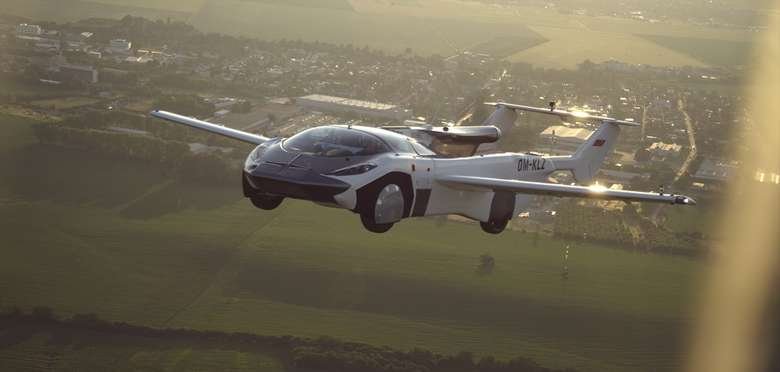 Aprovado em testes, carro voador recebe certificação para voar