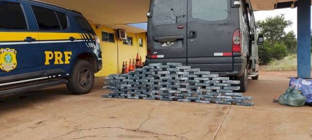 Família é presa com R$ 18,3 milhões em cocaína