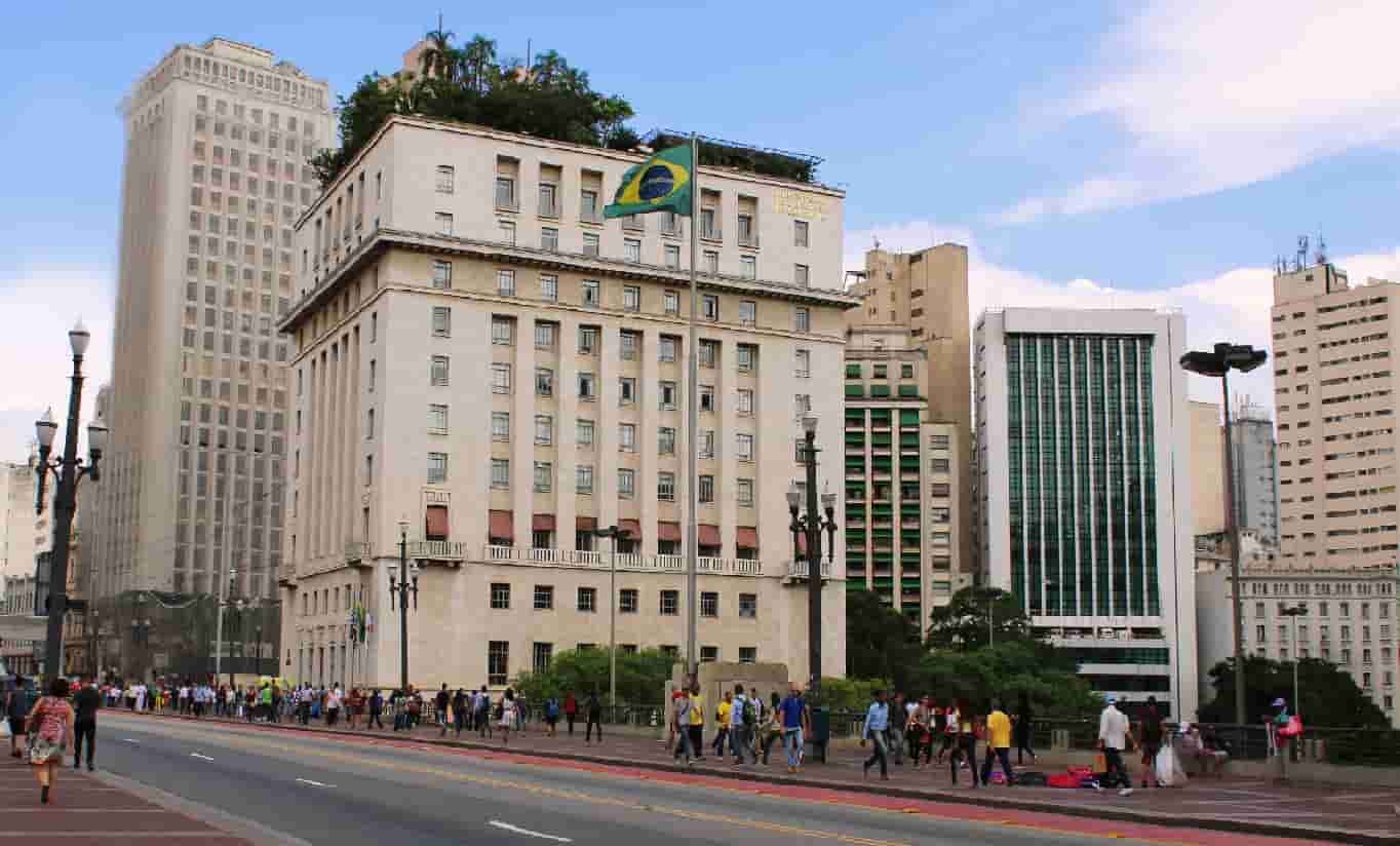 Prefeitura de SP vai pagar a família que acolher morador de rua