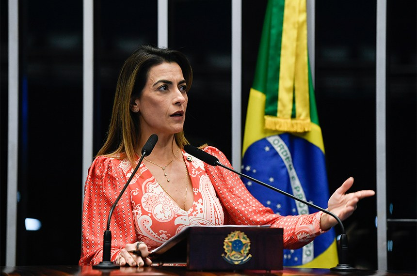 Bivar desiste e União Brasil cogita lançar Soraya para não apoiar Lula