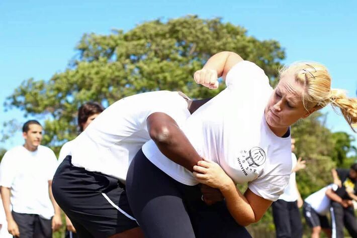 Aulão gratuito de Krav Maga para mulheres em Campo Grande