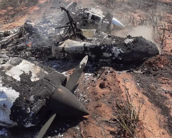 Avião cai em São Paulo