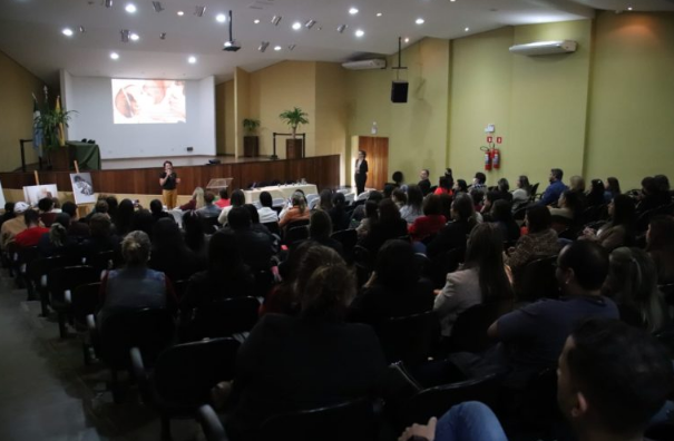 Prefeitura lança o “Calma Dourados – Comitê Municipal de Estímulo ao Aleitamento Materno”