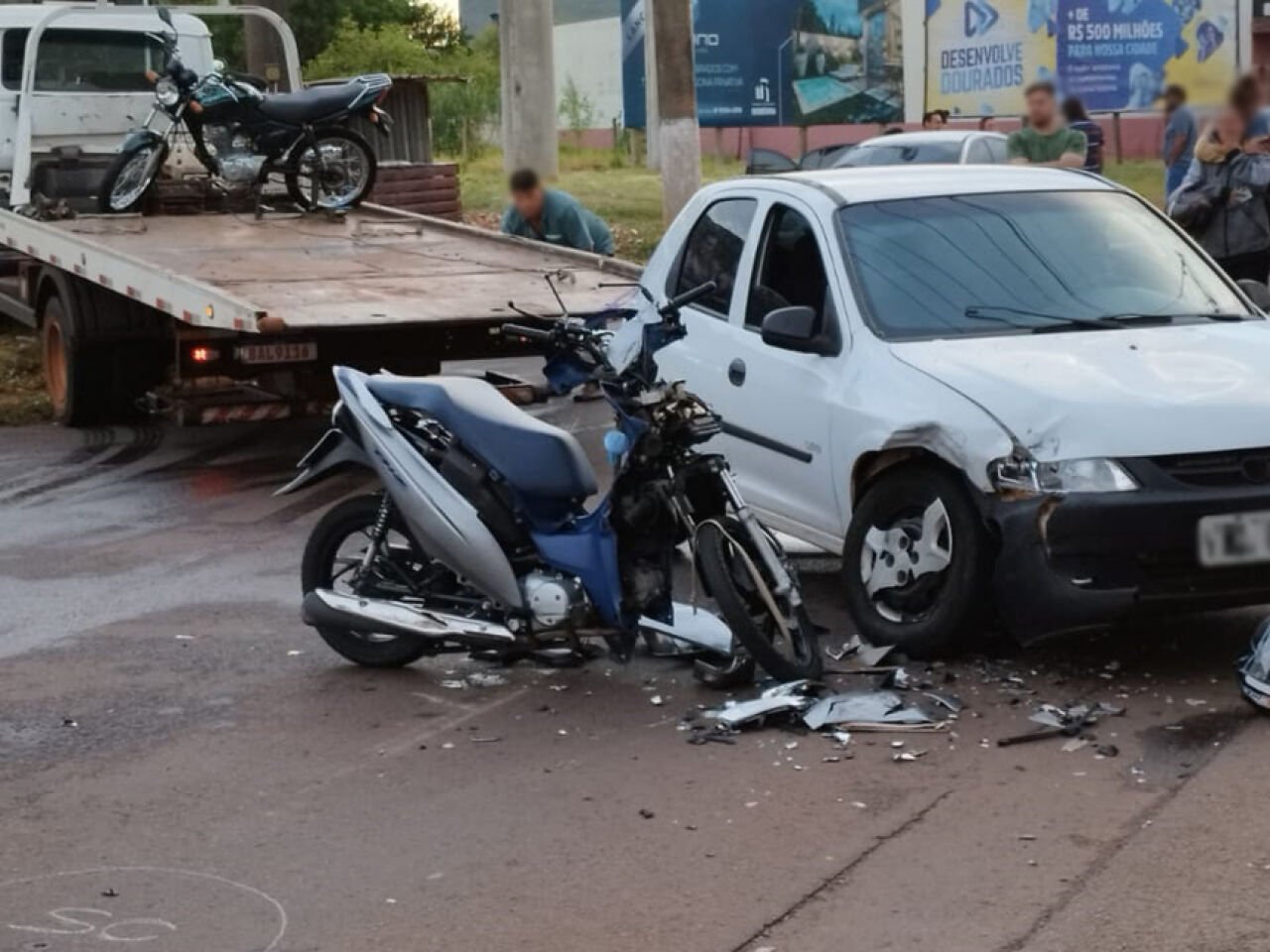Jovem de 20 anos morre após colisão com carro na Monte Alegre