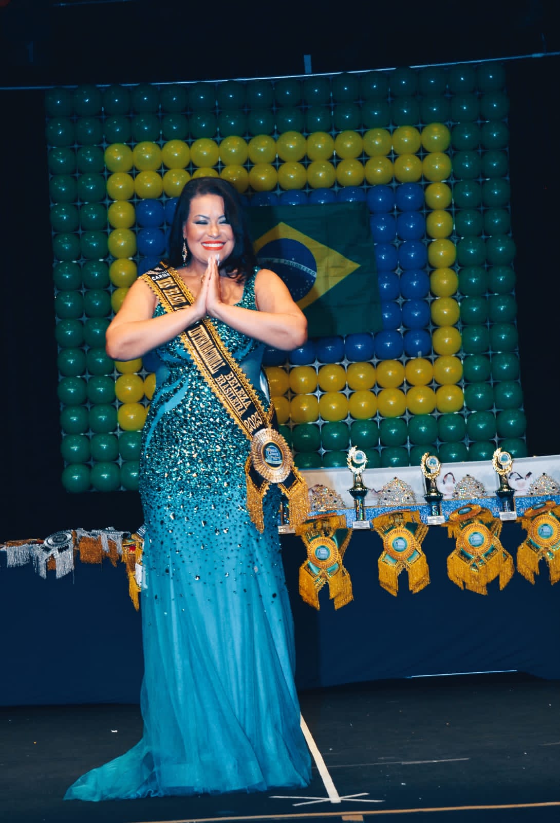 Amanda conquista títulos de Beleza Internacional para Campo Grande 