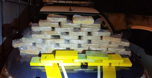Passageiro de carro de aplicativo é preso com 46 kg de cocaína