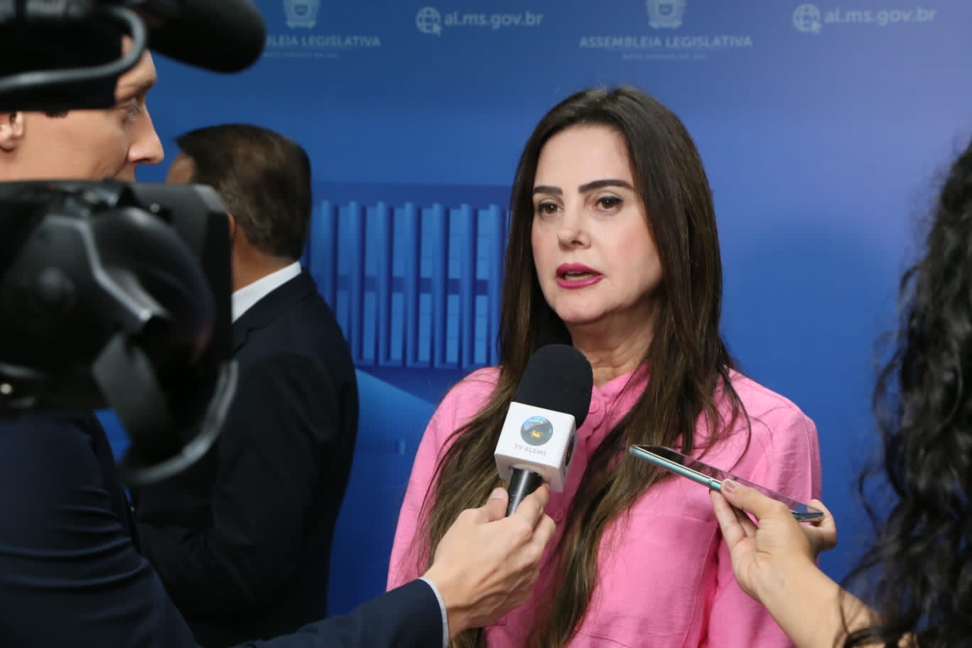 Deputada reivindica igualdade de direitos no futebol sul-mato-grossense