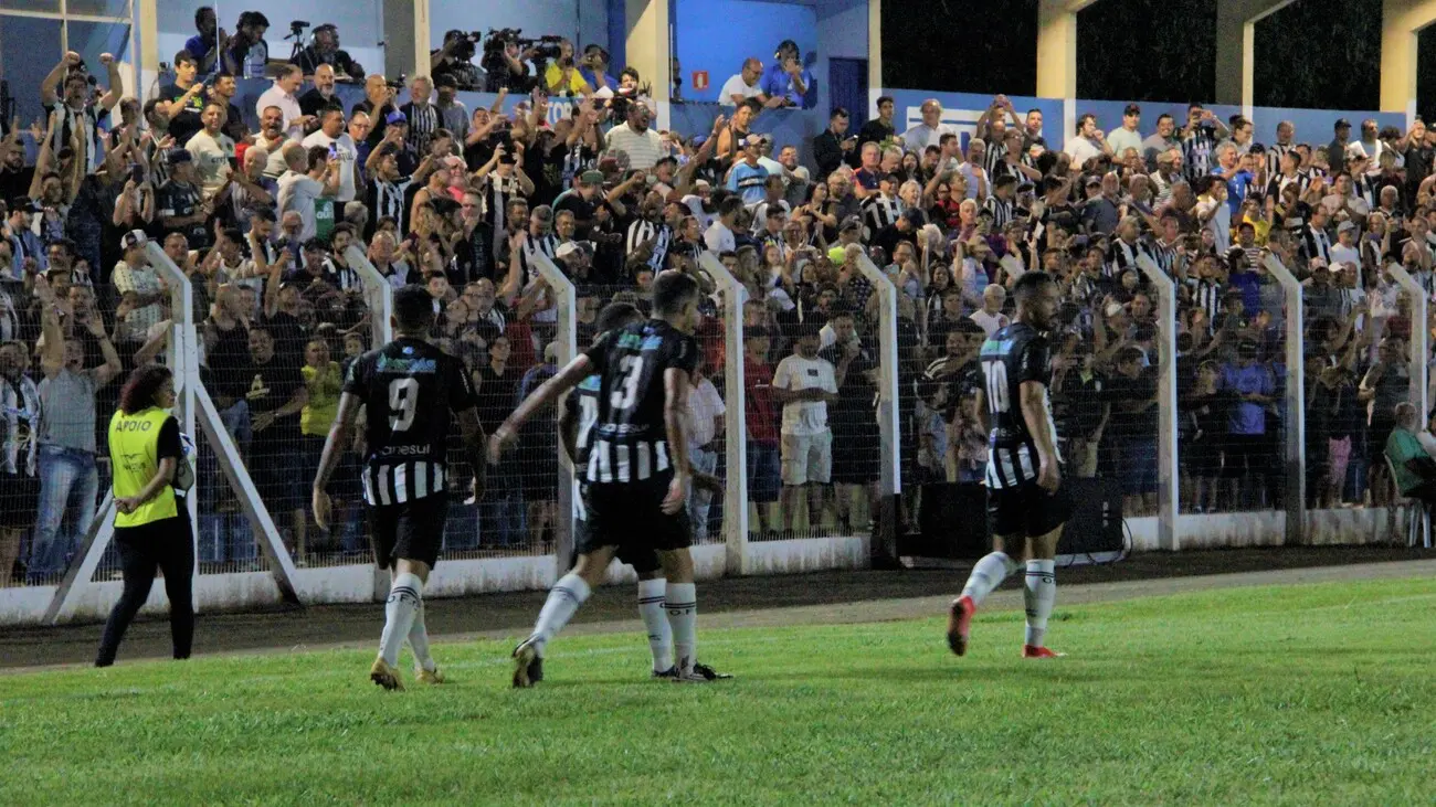 Parnahyba empata, garante classificação sobre Tocantinópolis e avança à  segunda fase da Série D, brasileirão série d