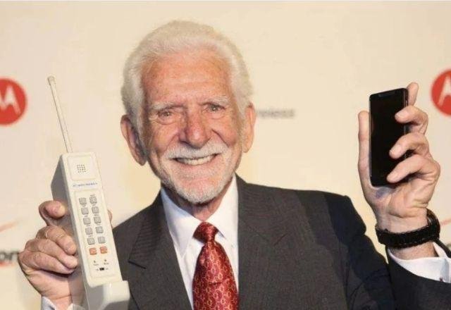 Primeira ligação de telefone celular faz 50 anos