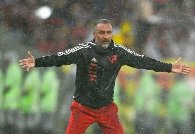 Demitido! Flamengo anuncia saída do técnico Vítor Pereira
