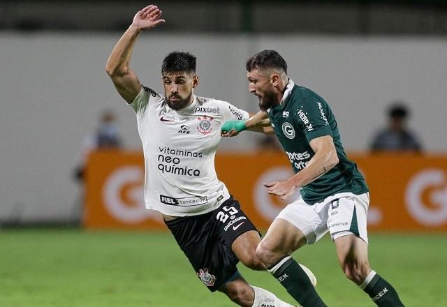 Corinthians perde de virada para o Goiás na estreia de Cuca