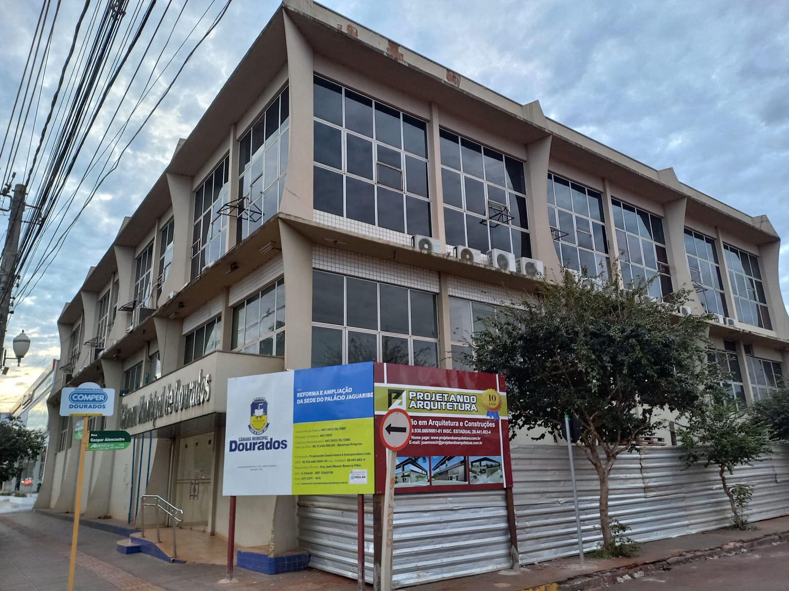 PALÁCIO JAGUARIBE