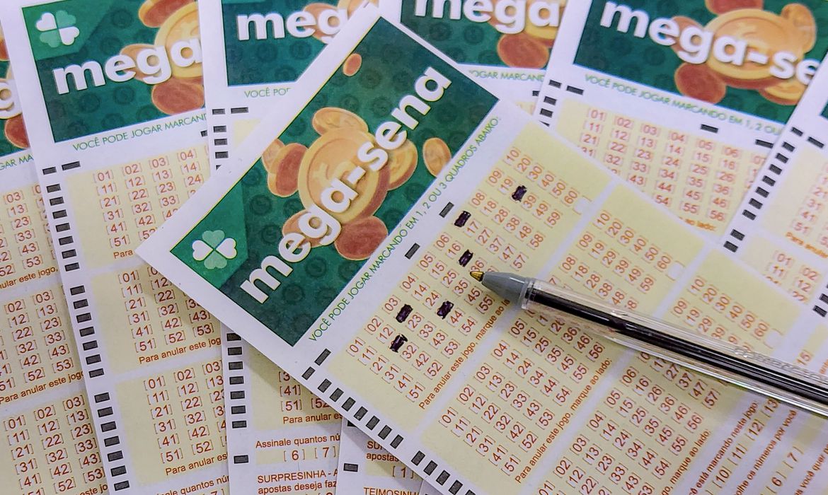 Mega-Sena pode pagar R$ 40 milhões neste sábado (29)