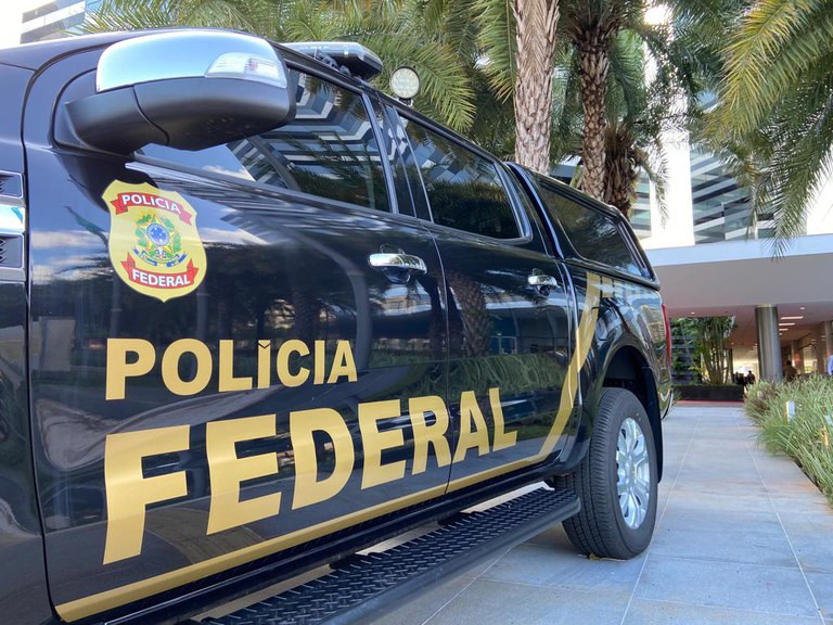 Ex-gerente de fundação é alvo da PF por desvio de R$ 563 mil da UFGD.