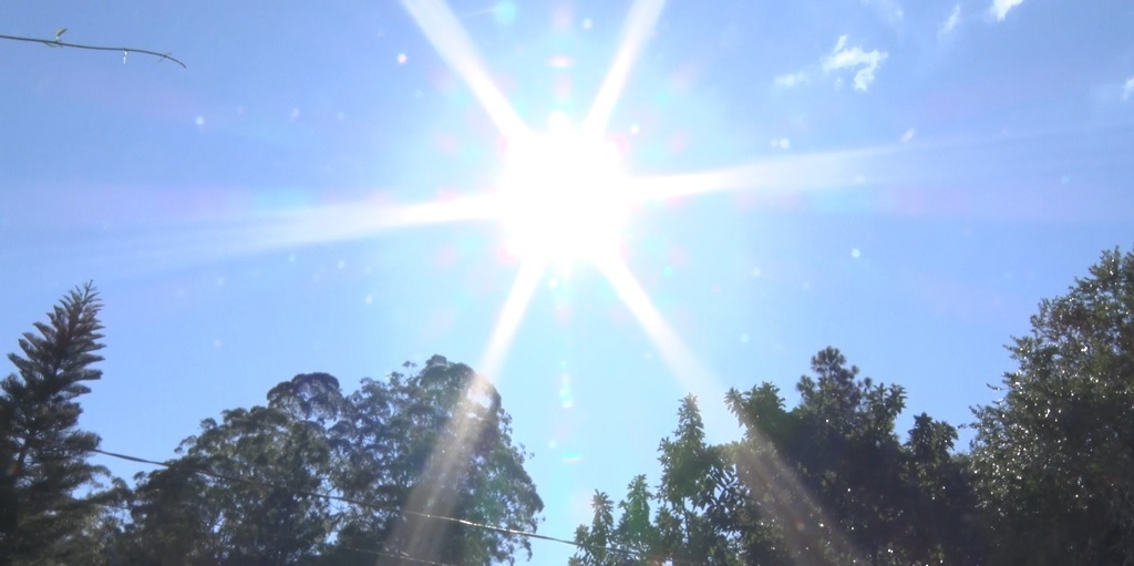 Domingo de muito calor na grande Dourados.