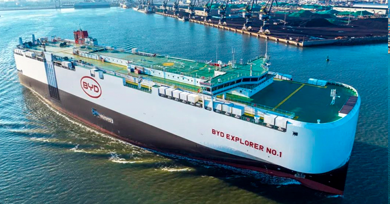 BYD inaugura navio próprio para exportar seus carros 