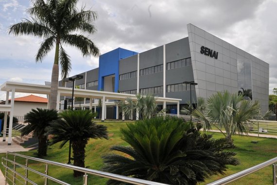 Senai oferece 260 vagas para graduações em tecnologia em Campo Grande e Dourados
