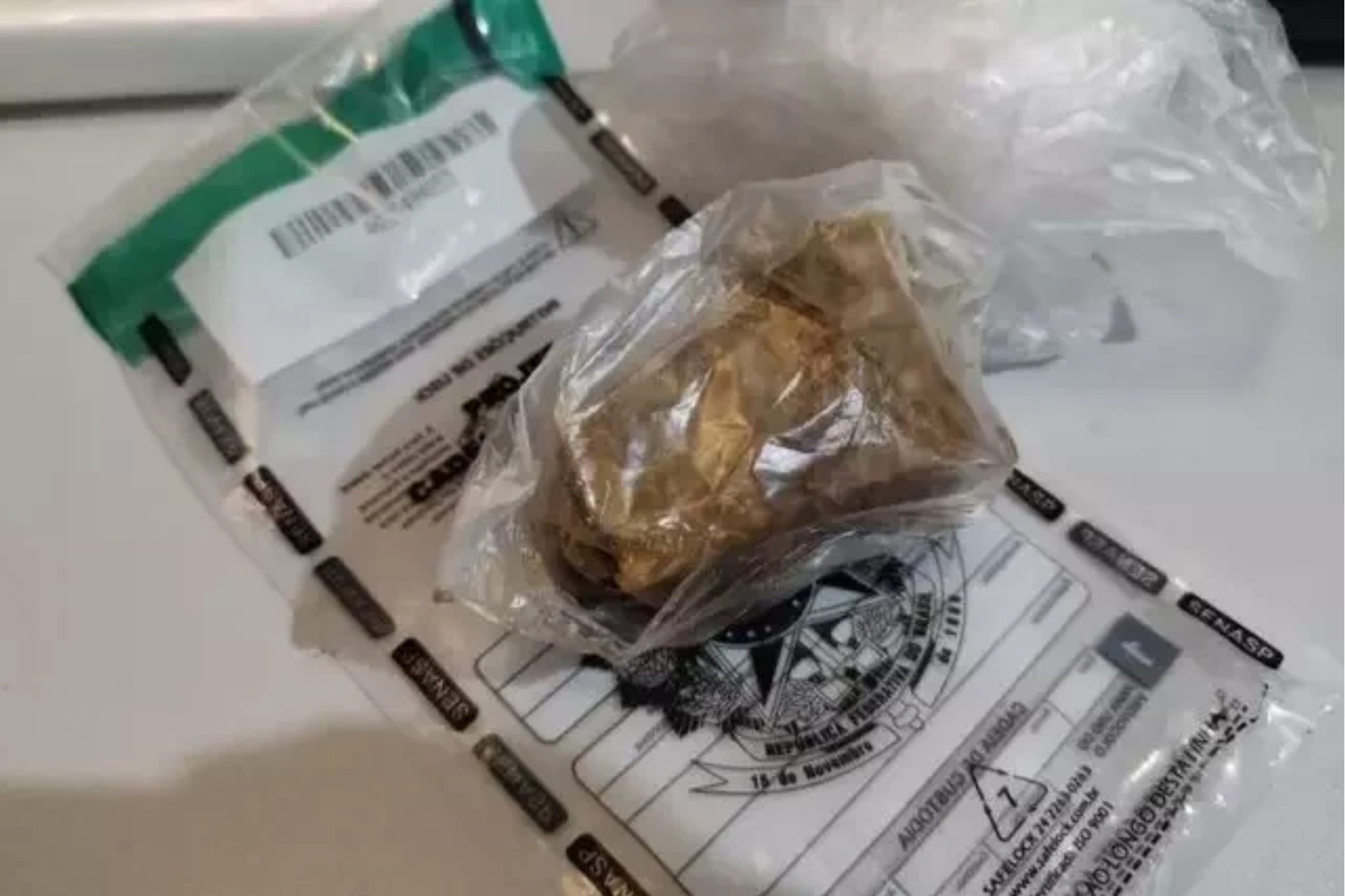 Jovem fica com droga presa na vagina e passa por cirurgia no HU