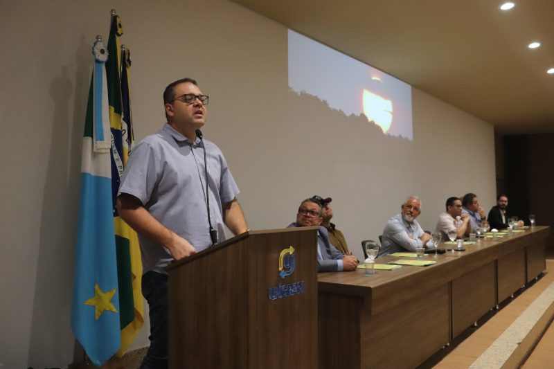 Prefeito Alan Guedes abre 1º Simpósio Dengue Zero em Dourados